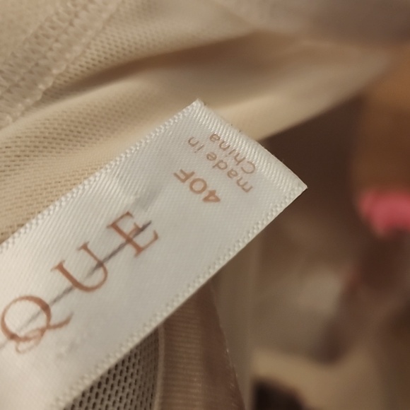 Cacique Smooth Lightly Lined Full Coverage Bra. - Picture 3 of 4